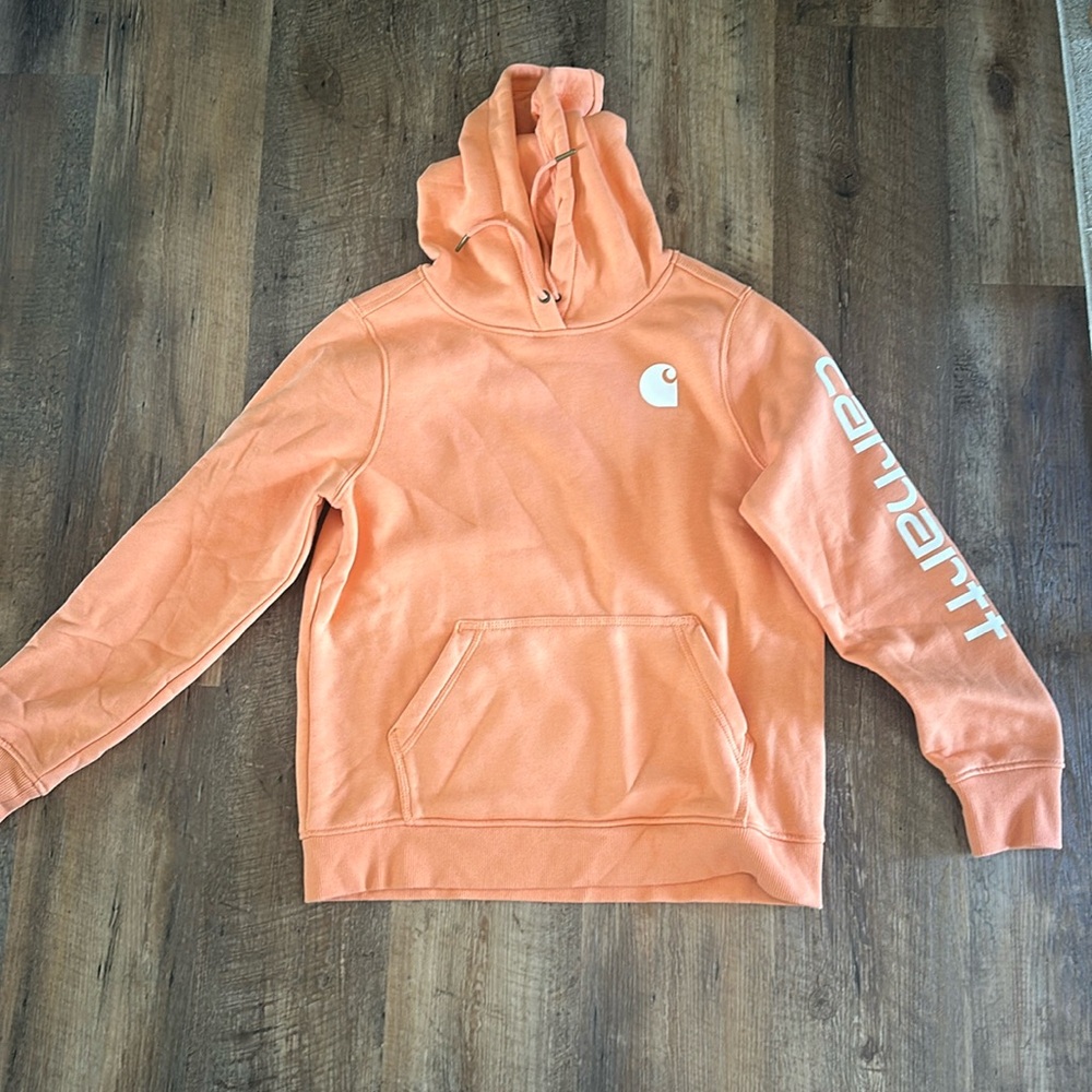 Women’s Carharrt sweatshirt